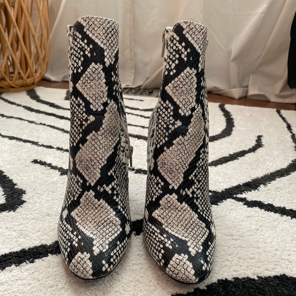 Aldo Women’s Boots - Picture 4 of 4